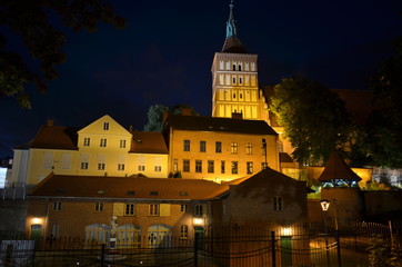 Fototapeta na wymiar Katedra w Olsztynie