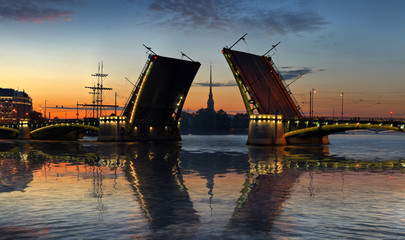 Fototapeta na wymiar Panorama with the drawn bridge and the Peter and Paul Fortress