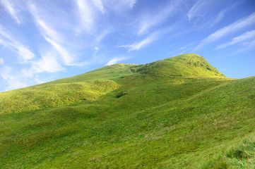 Fototapeta na wymiar Green hills