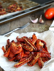 Sun-dried tomatoes with garlic and provence herbs