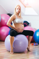 Prenatal fitness, yoga and healthy lifestyle