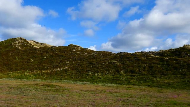 Sylt Nordsee Welt Natur Erbe Wattenmeer D&uuml;nen Landschaft aus dem Auto gefilmt