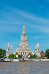 Naklejka premium Buddhist Temple of Asia, Wat Arun, Thailand