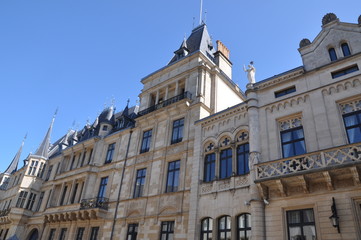 Fototapeta na wymiar palais ducal de la ville du Luxembourg