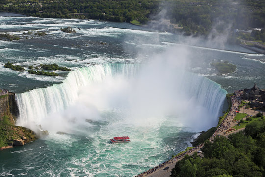 Horseshoe Falls in Niagara, aerial view © vlad_g