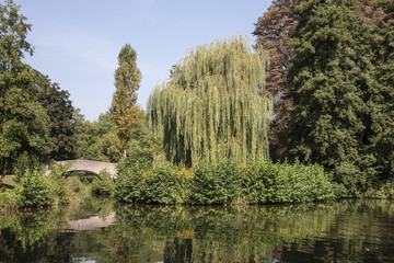 Mülheim an der Ruhr - Fussgängerbrücke im Kurpark am Solbad Raffelberg