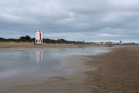 The low lighthouse at Burnham in Somerset.