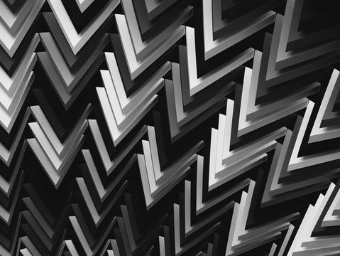 Noir Triangles