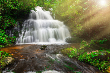 Man Daeng waterfall.