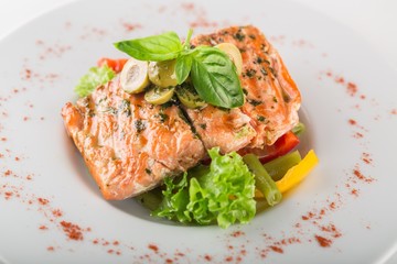 Fried fish with vegetables.