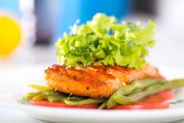 Fried fish with vegetables.