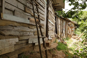 Hütten und Armut in Sri Lanka