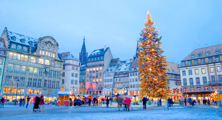 Strasbourg Christmas Market, France - obrazy, fototapety, plakaty