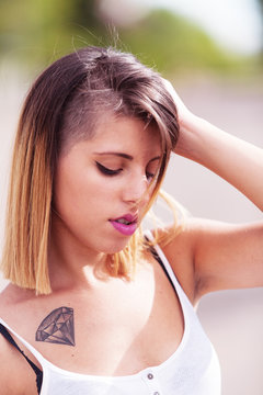 Trasgressive hair model