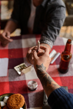 Joint sharing