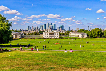 Canary Wharf View From Greenwhich Hill - obrazy, fototapety, plakaty