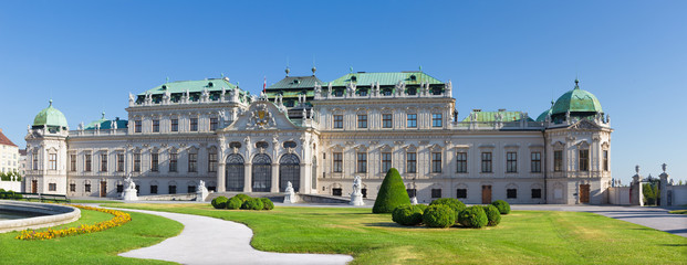 Fototapeta na wymiar Vienna - Belvedere palace in morning light.