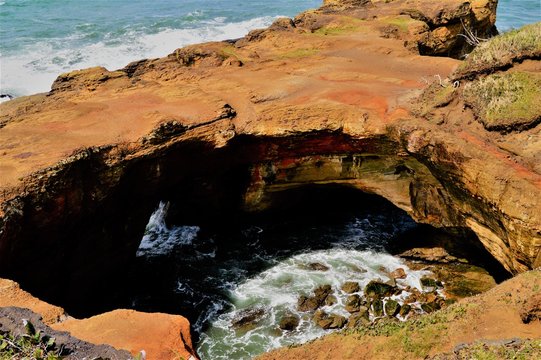 Devils Punch Bowl