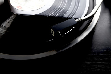 レコードとレコードプレーヤー