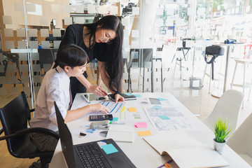 Supervisors are advisory staff and discussing information in the office and business team corporate organization meeting concept.