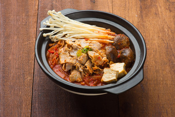 kimchi soup noodle in a pot