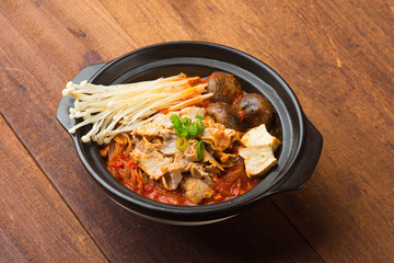 kimchi soup noodle in a pot