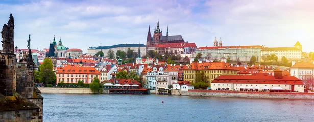 Gartenposter Prag ist die Hauptstadt der Tschechischen Republik, des europäischen Staates. Historische Sehenswürdigkeiten. © seqoya