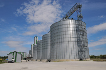 Agricultural Silos.  metal grain facility with silos.