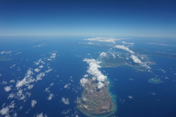 伊江島 上空
