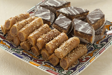 Dish with Moroccan cookies