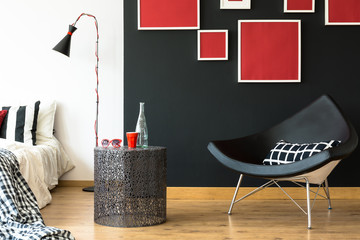 Swan chair in retro bedroom