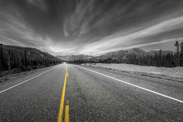 Alaska Highway, Canada