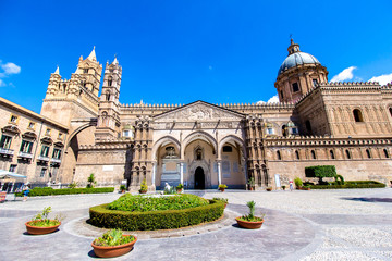 Fototapeta na wymiar Cathedral of Palermo, Italy