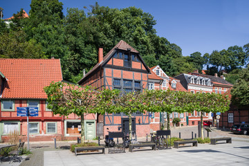 Am Ruferplatz im Zentrum von Lauenburg im Sommer