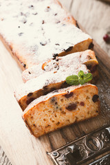 Pumpkin cranberry cake