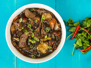  Beef and Black Bean Sauce With Red Peppers