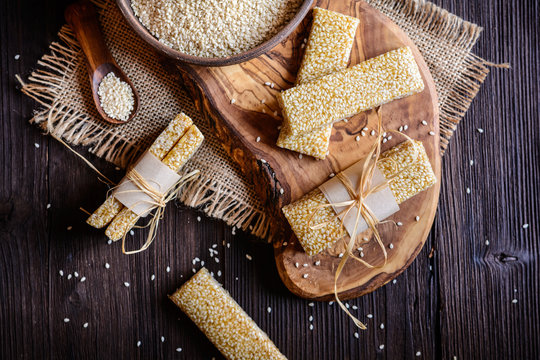 Sesame seed and honey bars