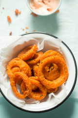 Onion spicy rings with mayo ketchup dip
