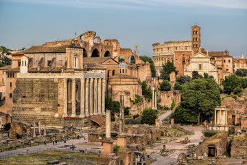 Fototapeta na wymiar Rom, Forum Romanum und Colosseum
