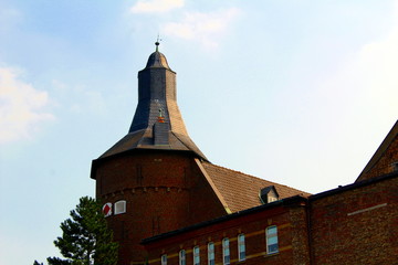 Schloss Bedburg im Sommer