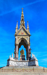 Fototapeta na wymiar The Albert Memorial situated in Kensington Gardens, London, England