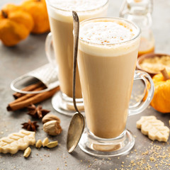 Pumpkin spice latte in tall mugs