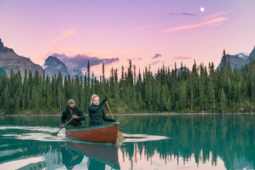 Canoe Couple