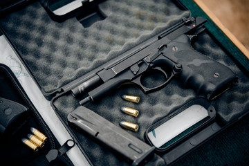 The gun and gun Short black pistol