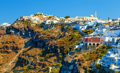 Obraz premium Mountain top Greek village of Fira on the hillside, Santorini