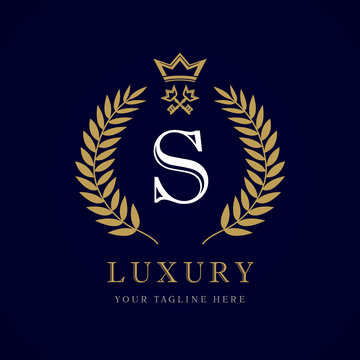 Luxury calligraphic letter S crown and key monogram logo. Laurel elegant beautiful round identity with crown and key. Vector letter emblem S for Royalty, Restaurant, Boutique, Hotel, Heraldic, Jewelry
