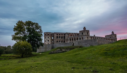Fototapeta na wymiar Ruins of baroque castle Krzyztopor in Ujazd, Poland
