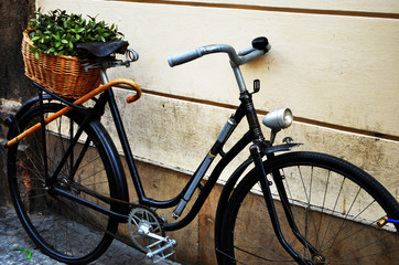Fototapeta na wymiar decoration bike on the streets of Prague
