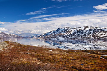 Fototapeta na wymiar mountain view on Aursjovegen road, Norway