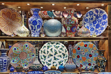 Turkish ceramics on grand bazaar Istanbul